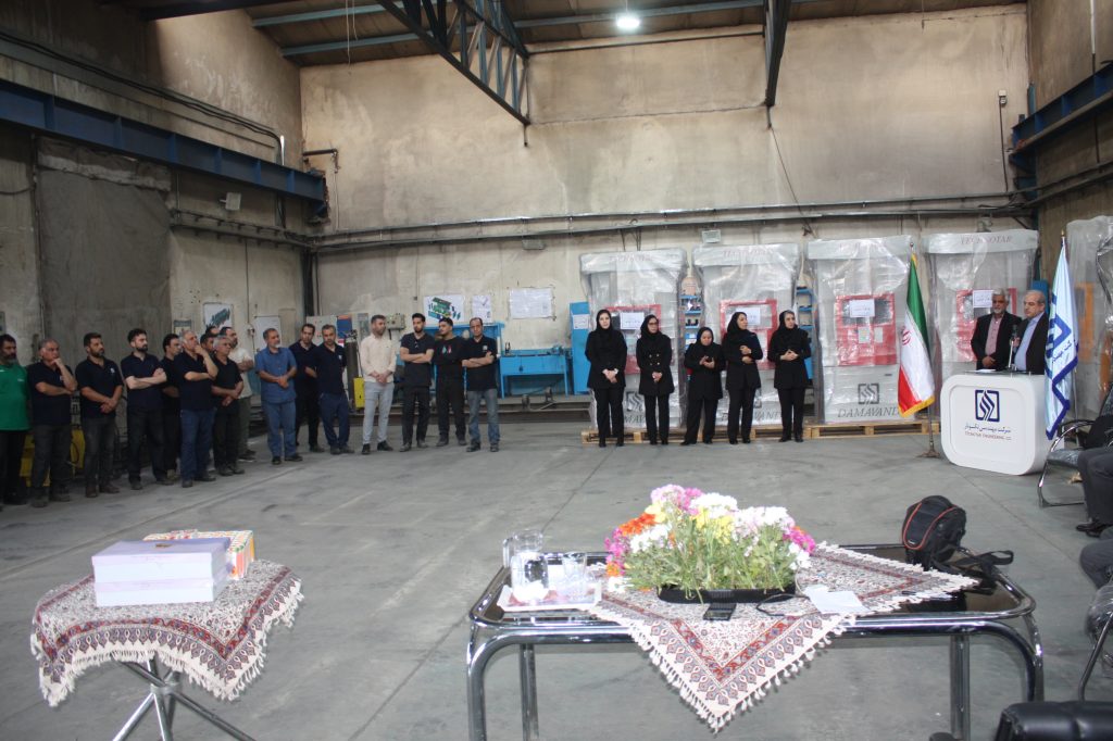 تجلیل از کارگران نمونه به مناسبت روز جهانی کارگر